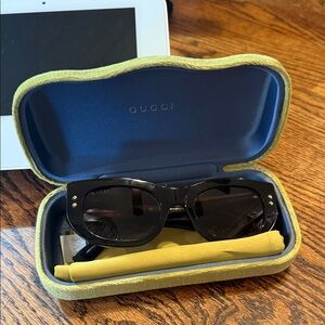 Gucci Dark  Sunglasses